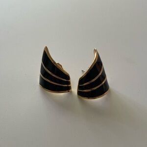 Vintage Black and Gold Retro Earrings